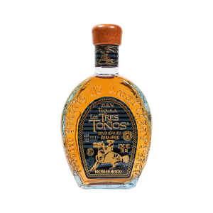 Los Tres Toños Extra Añejo
